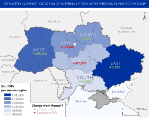 Map with shaded areas in various shades of blue indicating number and location of IDPs from Ukraine
