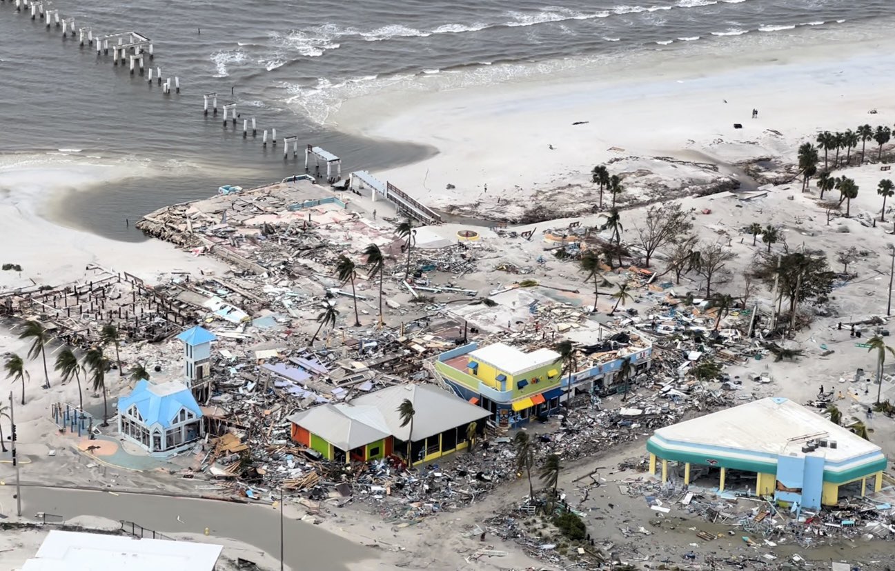 New Orleans agencies partner to give away hurricane supplies